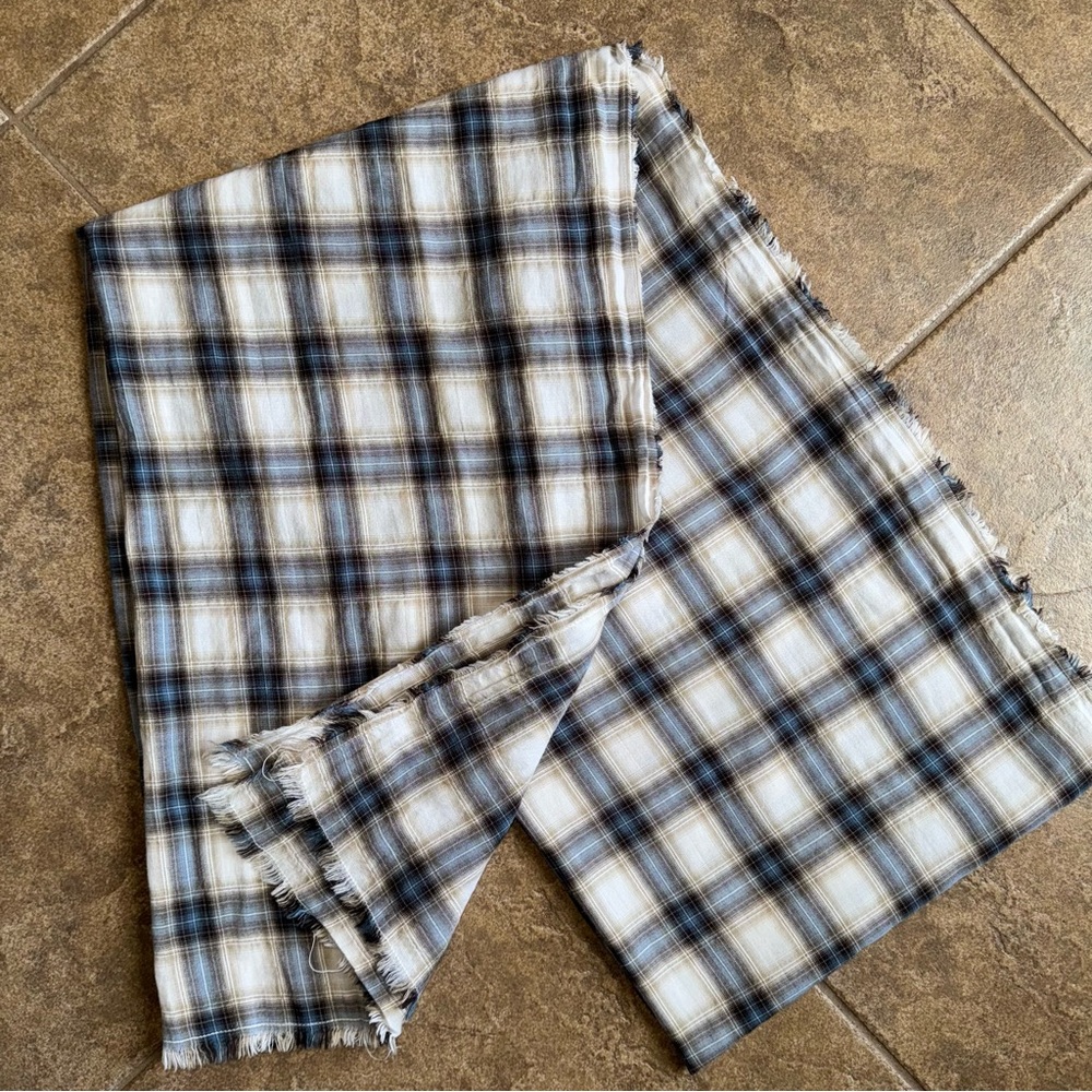 GUC - UNISEX - GAP Plaid Fringe Scarf Shawl